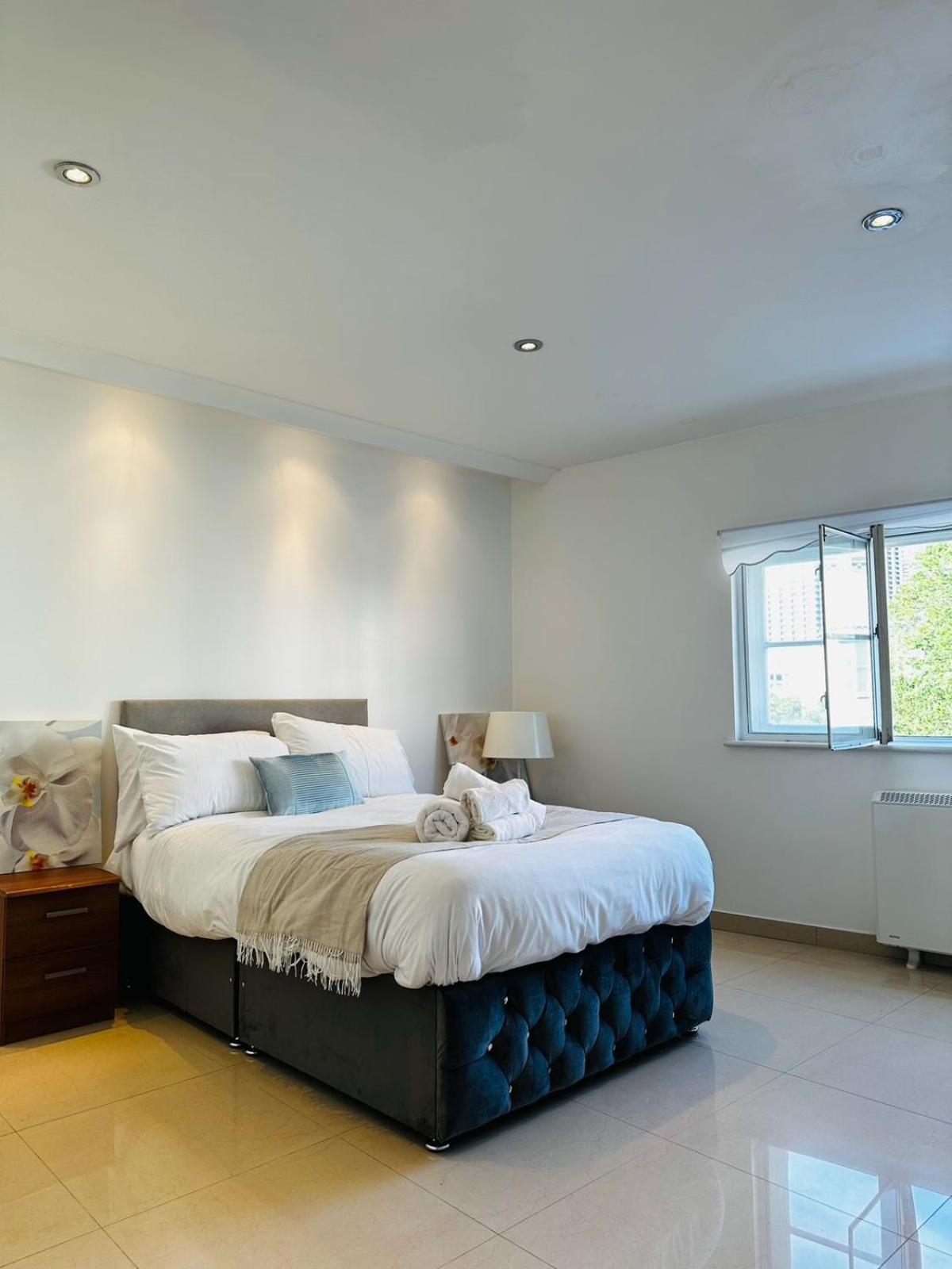 Cozystays St Paul Farringdon Pensión *